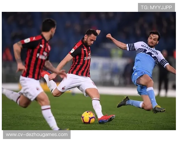 卡利亚里vsAC米兰：克勒奇索伊反击威胁，米兰防线经受考验